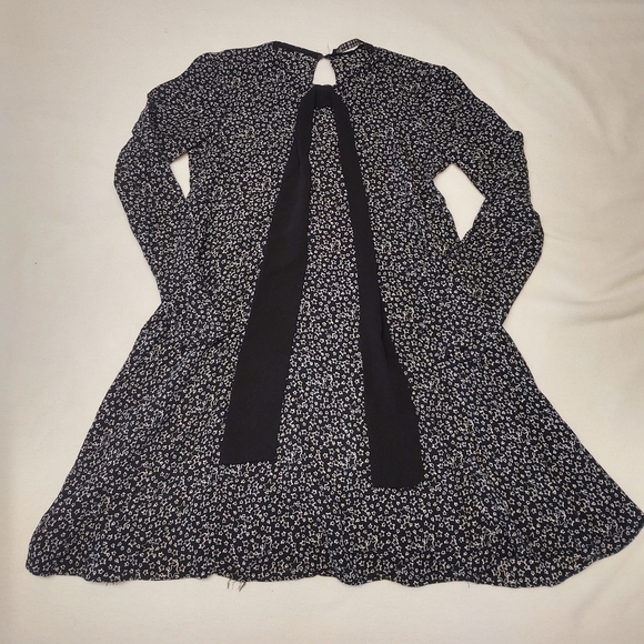 Zara Black Mini Dress, Star Print, Bowtie Neck, XS - Picture 4 of 7
